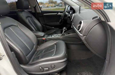 Седан Audi A3 2015 в 