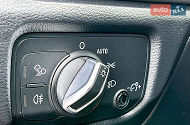 Седан Audi A3 2016 в  фото 4 Седан Audi A3 2016 в