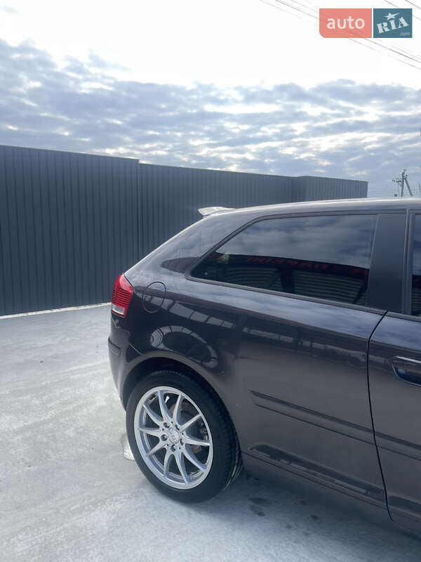 Хэтчбек Audi A3 2004 в Ужгороде фото 6 Хэтчбек Audi A3 2004 в Ужгороде
