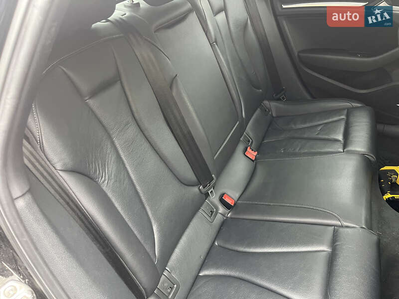 Седан Audi A3 2019 в Киеве