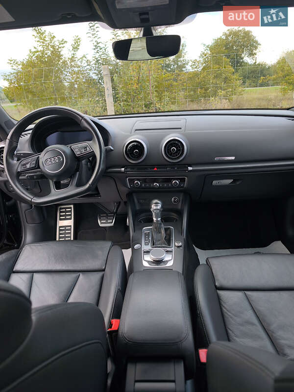 Хэтчбек Audi A3 2017 в Луцке