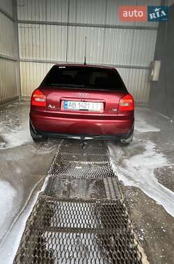 Хетчбек Audi A3 1999 в 