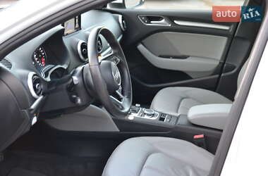 Седан Audi A3 2017 в 