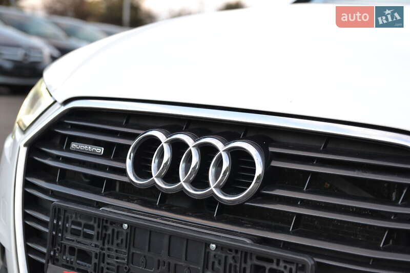 Седан Audi A3 2017 в Луцке