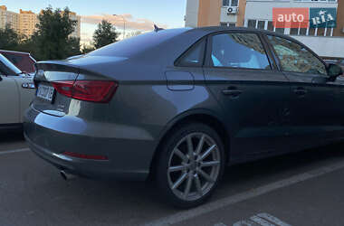 Седан Audi A3 2016 в 