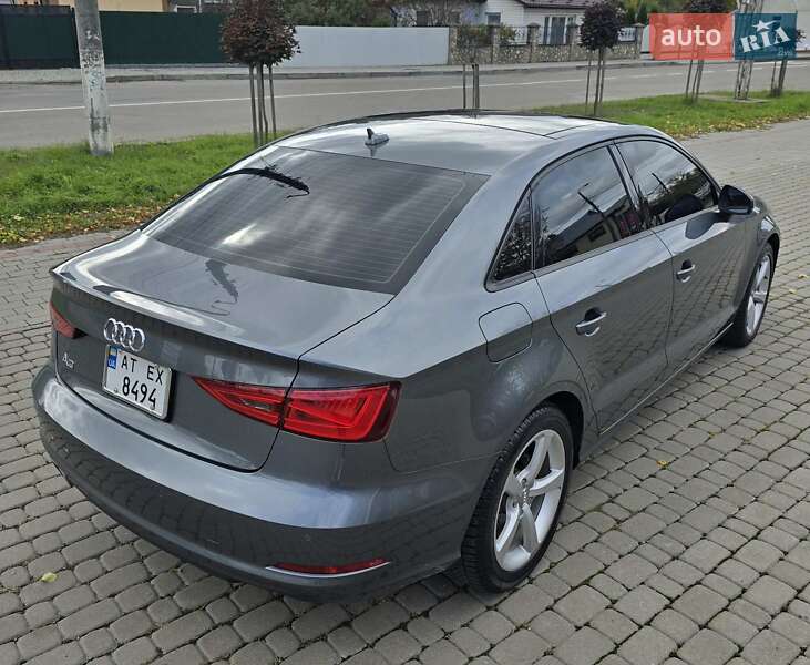 Седан Audi A3 2015 в Коломиї