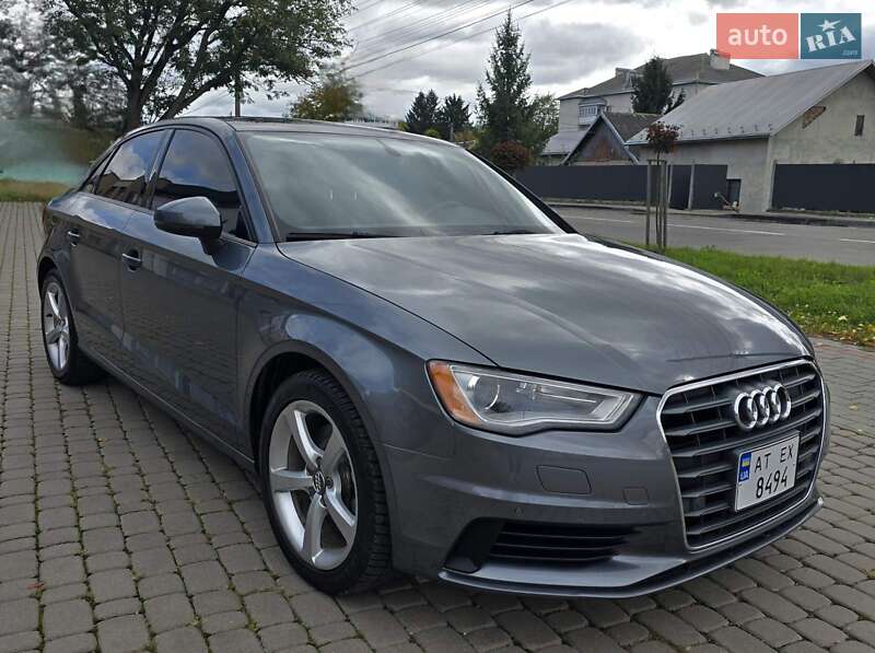 Седан Audi A3 2015 в Коломиї