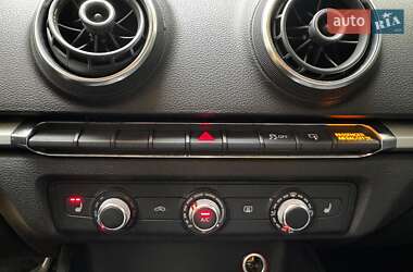 Седан Audi A3 2014 в 