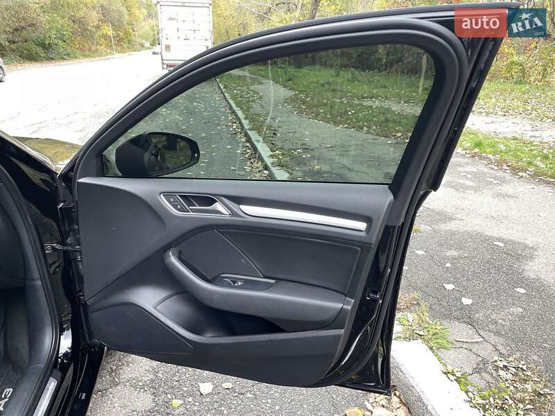 Седан Audi A3 2017 в Києві