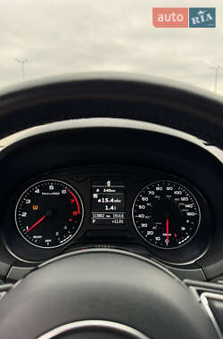 Седан Audi A3 2016 в 