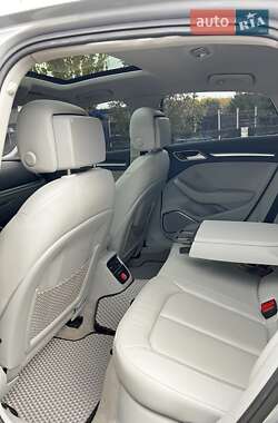 Седан Audi A3 2016 в 