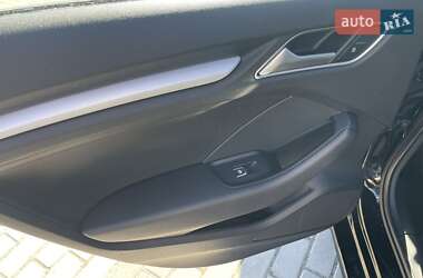 Седан Audi A3 2016 в  фото 19 Седан Audi A3 2016 в