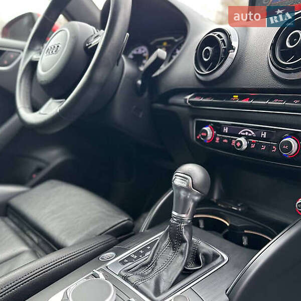 Хетчбек Audi A3 2015 в Києві