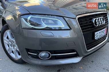 Хетчбек Audi A3 2010 в 