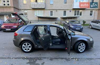 Хетчбек Audi A3 2010 в 
