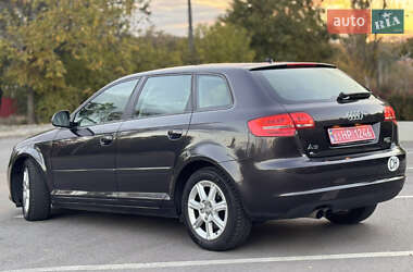 Хэтчбек Audi A3 2010 в 