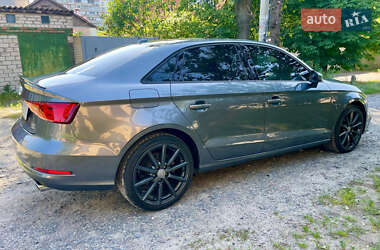 Седан Audi A3 2015 в 