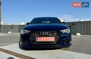 Седан Audi A3 2017 в 