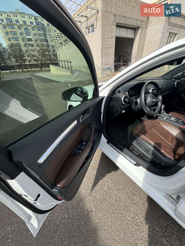 Седан Audi A3 2020 в Одесі