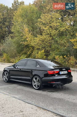 Седан Audi A3 2015 в 