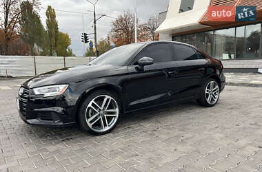 Седан Audi A3 2020 в Кривому Розі