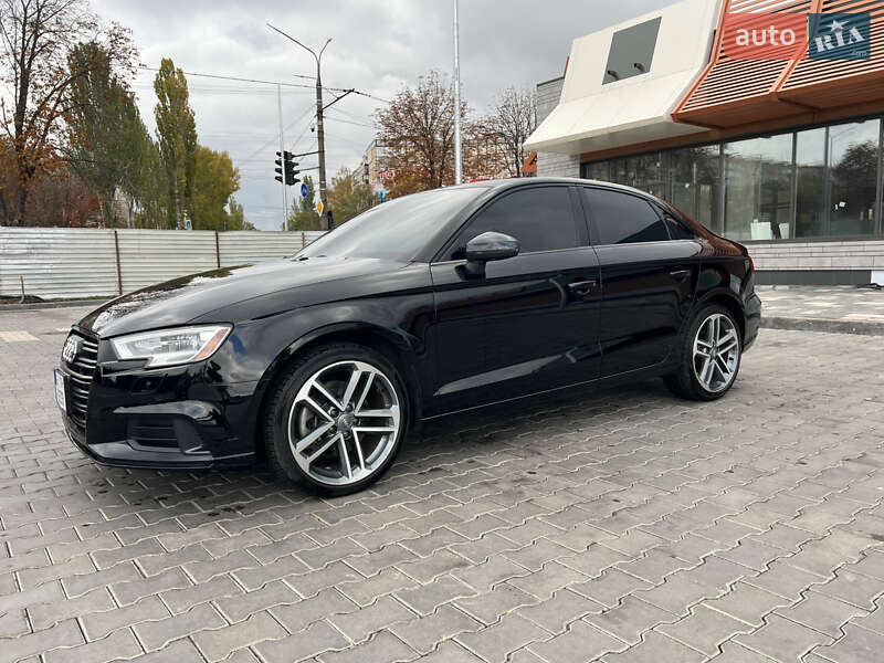 Седан Audi A3 2020 в Кривом Роге фото Седан Audi A3 2020 в Кривом Роге