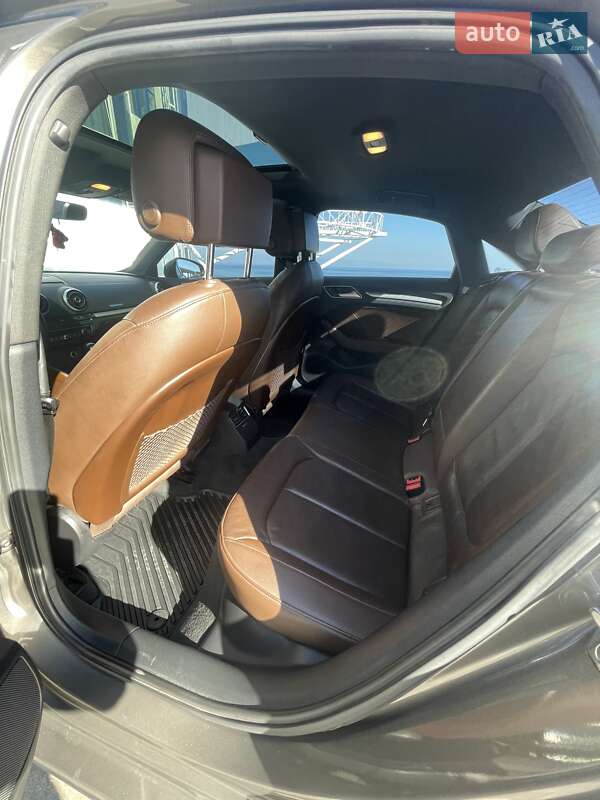Седан Audi A3 2015 в Одессе