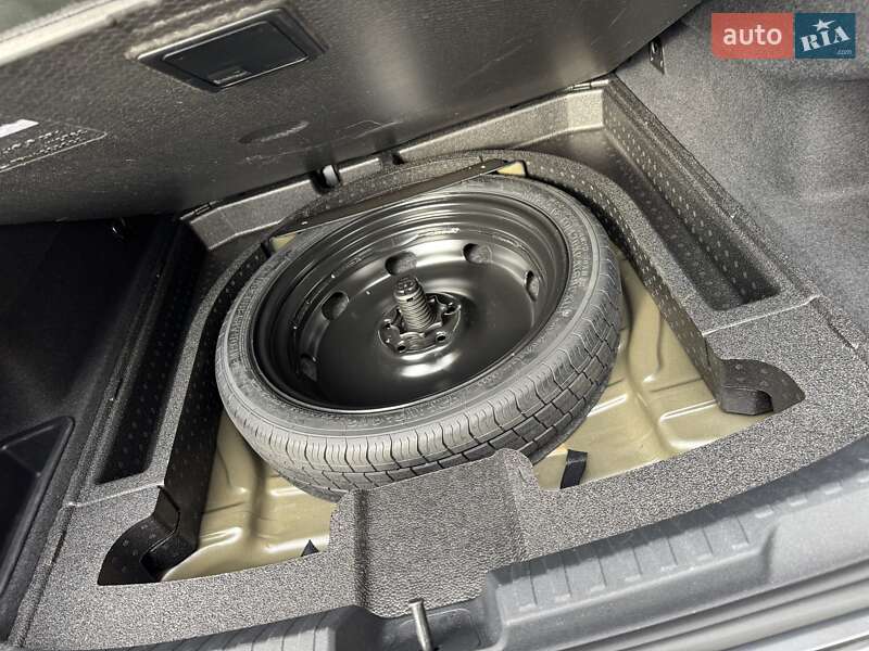 Седан Audi A3 2023 в Киеве