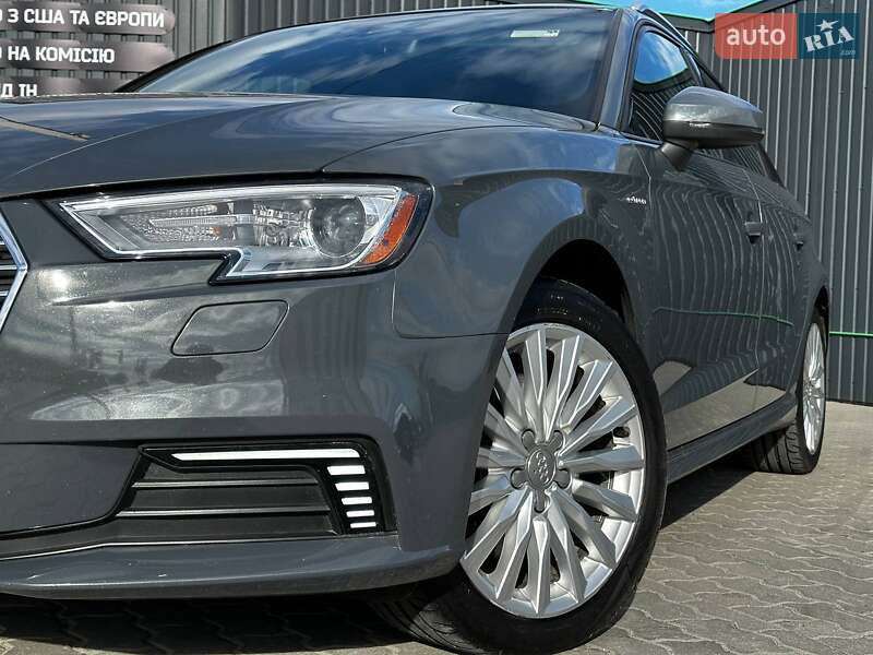 Хетчбек Audi A3 2017 в Львові фото 4 Хетчбек Audi A3 2017 в Львові