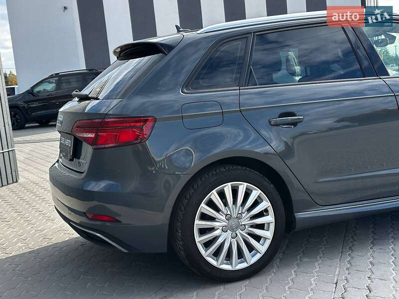 Хетчбек Audi A3 2017 в Львові фото 9 Хетчбек Audi A3 2017 в Львові