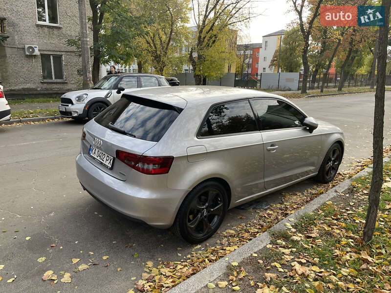 Хетчбек Audi A3 2015 в Києві фото 5 Хетчбек Audi A3 2015 в Києві