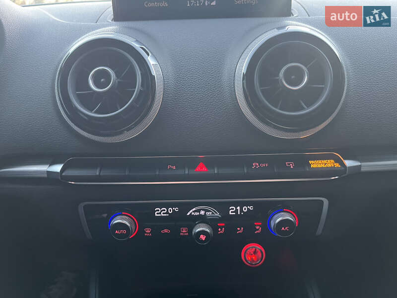 Седан Audi A3 2015 в Харькове