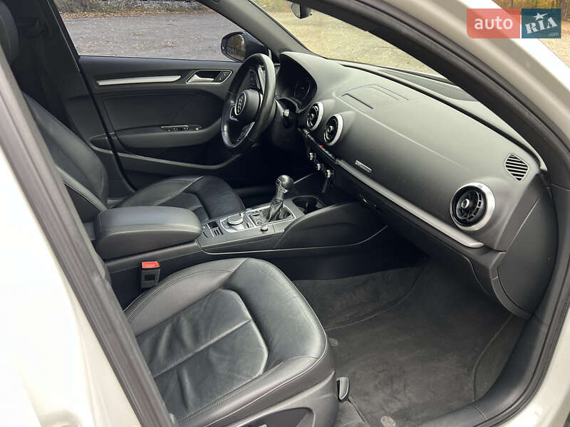 Седан Audi A3 2016 в Корсуне-Шевченковском фото 7 Седан Audi A3 2016 в Корсуне-Шевченковском