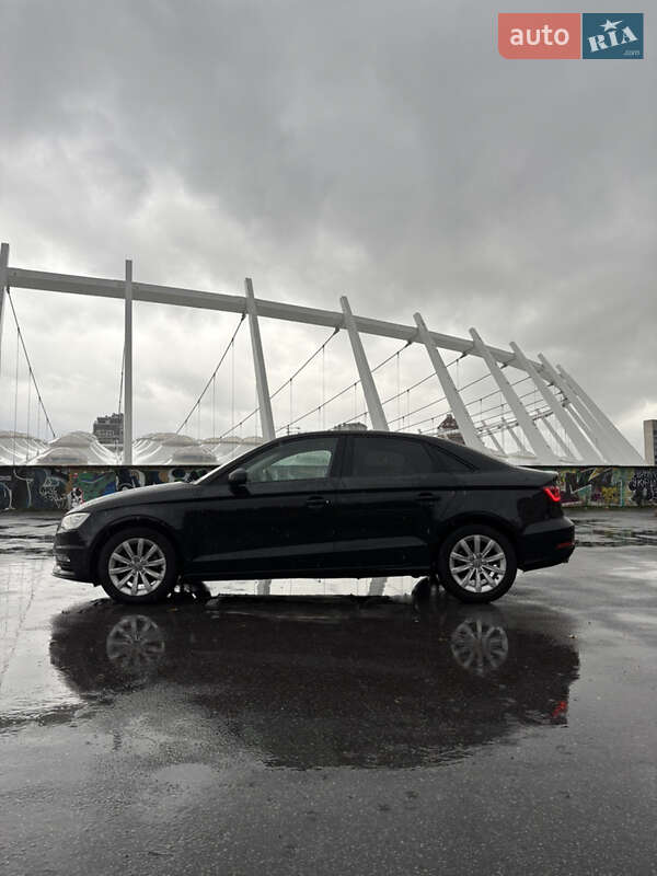 Седан Audi A3 2015 в Киеве фото 3 Седан Audi A3 2015 в Киеве