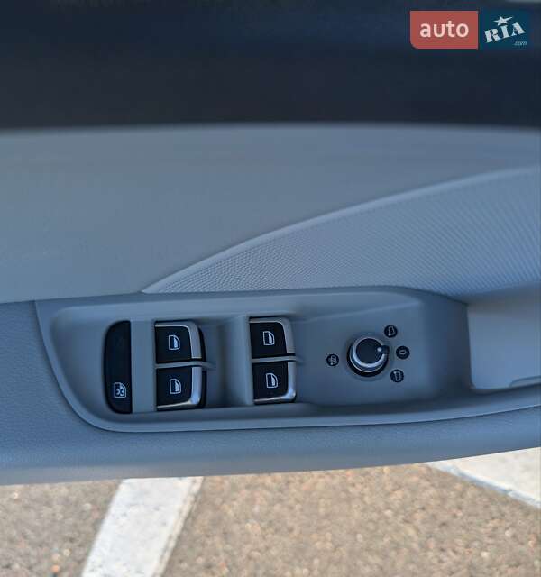 Седан Audi A3 2016 в Киеве фото 18 Седан Audi A3 2016 в Киеве