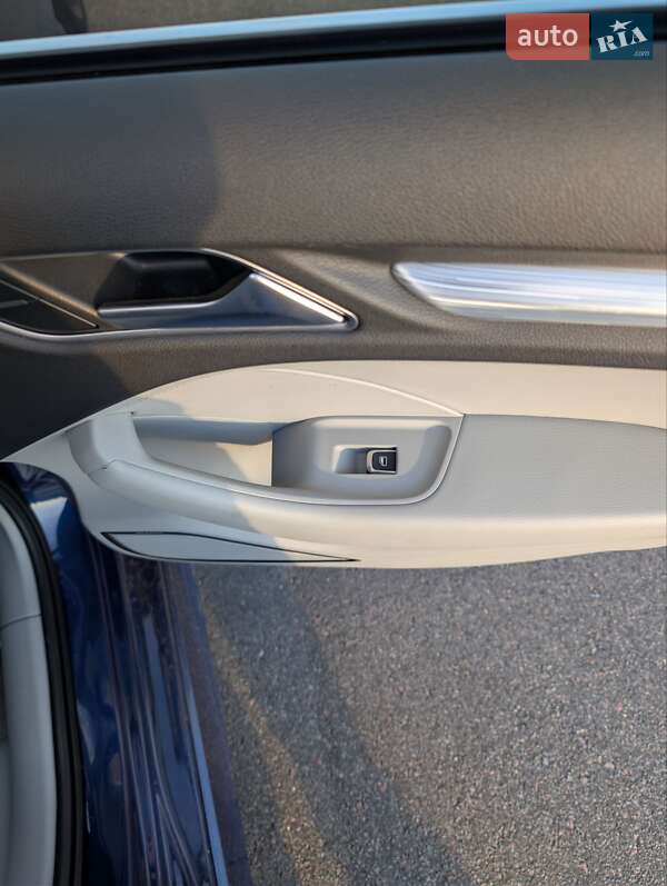 Седан Audi A3 2016 в Киеве фото 29 Седан Audi A3 2016 в Киеве