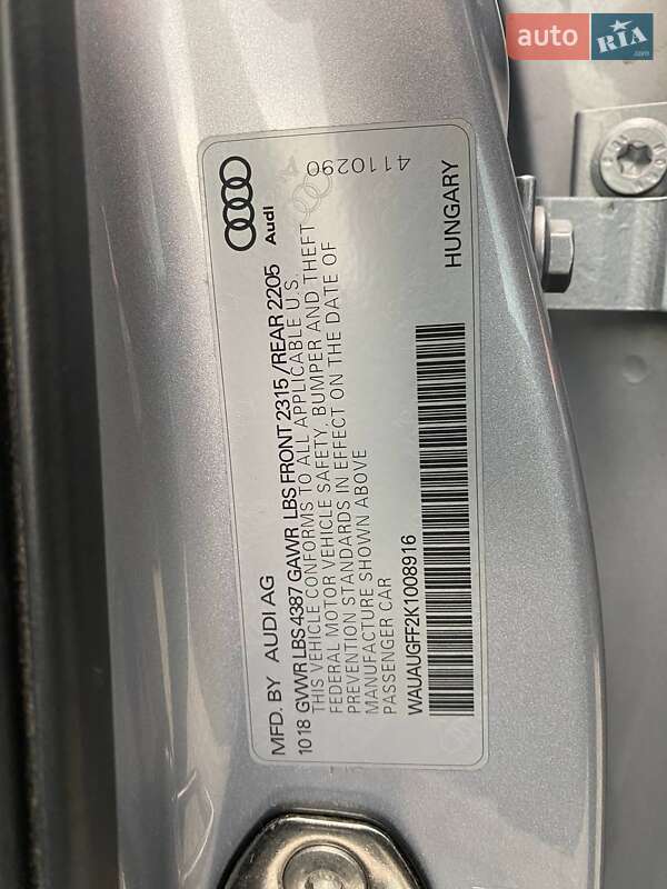 Седан Audi A3 2018 в Львові