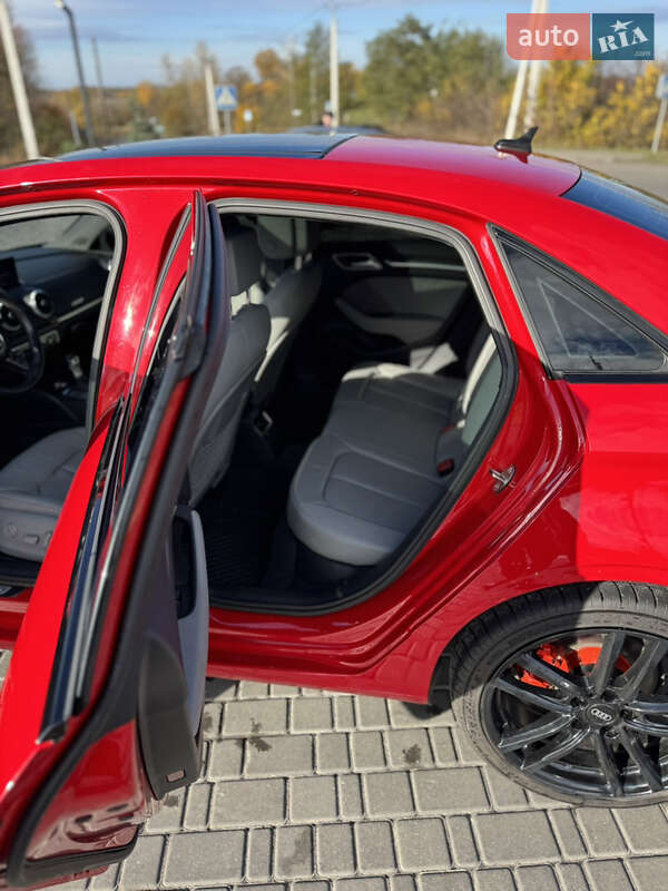 Седан Audi A3 2020 в Гатне