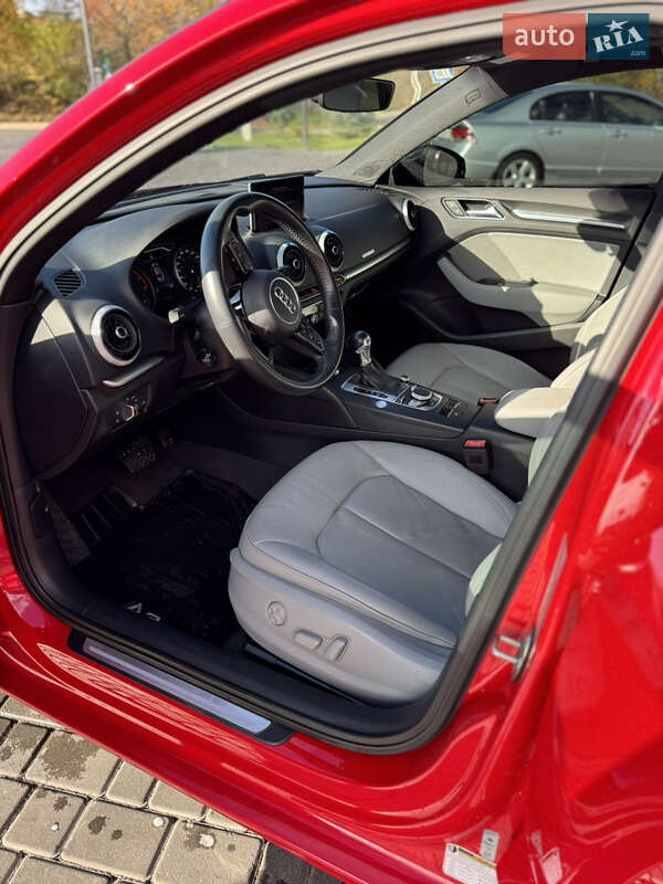 Седан Audi A3 2020 в Гатне