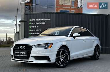 Седан Audi A3 2015 в Львове Седан Audi A3 2015 в Львове