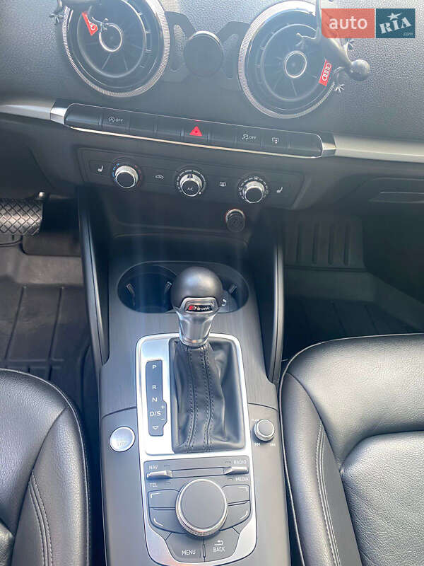 Седан Audi A3 2015 в Києві фото 16 Седан Audi A3 2015 в Києві