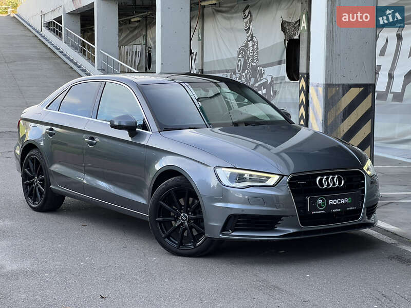 Седан Audi A3 2015 в Києві