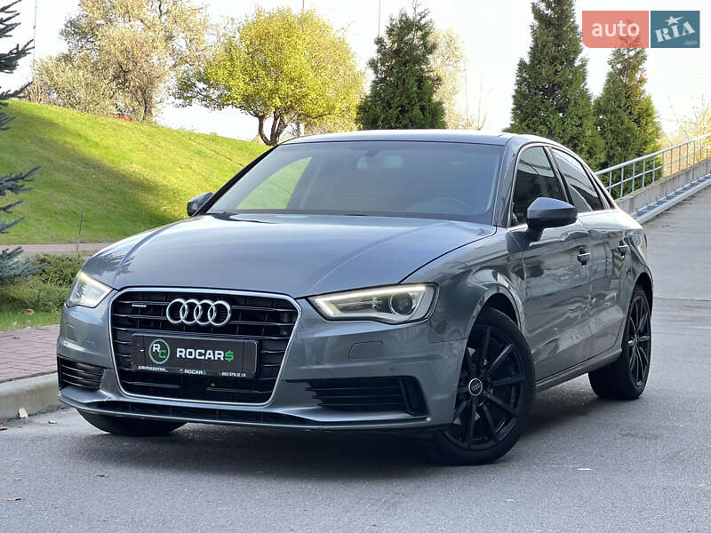 Седан Audi A3 2015 в Києві