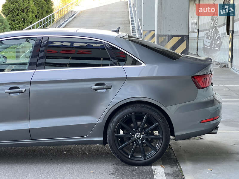 Седан Audi A3 2015 в Києві