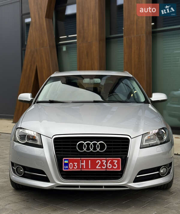 Хэтчбек Audi A3 2012 в Луцке