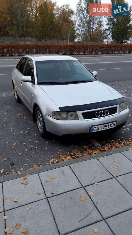 Хетчбек Audi A3 2001 в Черкасах