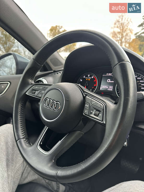 Седан Audi A3 2017 в Пирятине