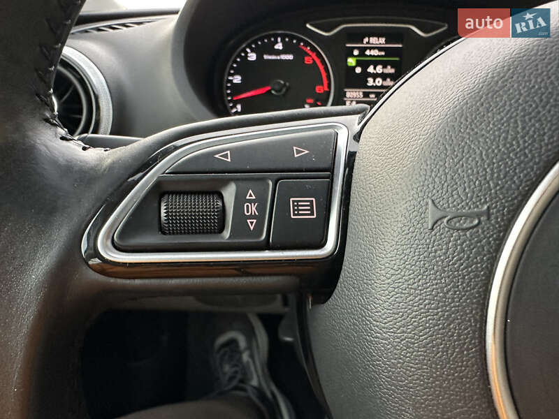 Хетчбек Audi A3 2016 в Києві