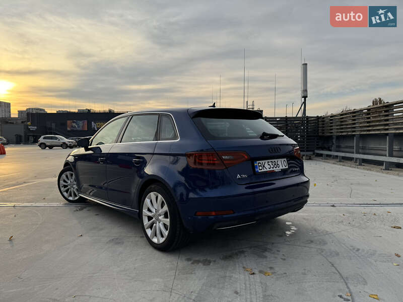 Хэтчбек Audi A3 2015 в Киеве фото 7 Хэтчбек Audi A3 2015 в Киеве