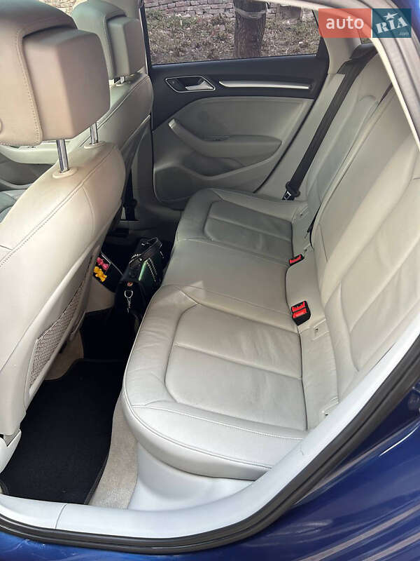 Седан Audi A3 2015 в Львові фото 5 Седан Audi A3 2015 в Львові